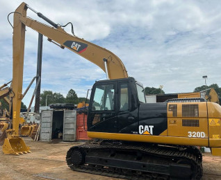 Гусеничный экскаватор CAT 320 DL с длинной стрелой