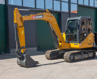 Мини-экскаватор XCMG XE60